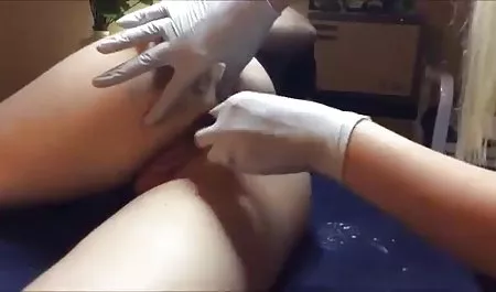 بانوی کانال سکسی در اغوا در به ارگاسم