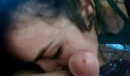 مرد یافتن کانال سکسی در تلگرام ارگاسم با انزال در دهان دختر