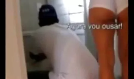 جمع آوری شده در جنگل آورده كانال گيف سكسي و آنها را به لعنت خانه.