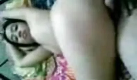 او با نزدیک شدن به یک دوست قدیمی کانال فیلم سکصی راز همسر خود رابطه جنسی داشته